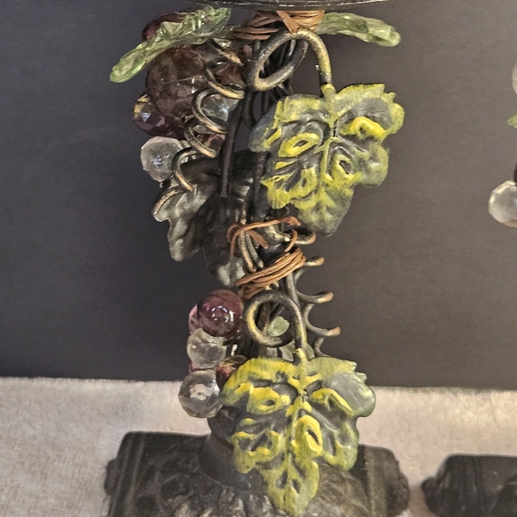 2 Vintage Cast Iron/metal Pillar Candle Holder. Ornamental grapevine. - Picture 10 of 16